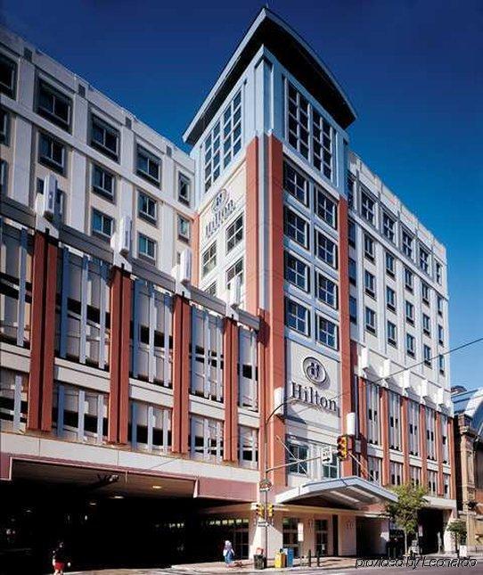 Hilton Garden Inn Philadelphia Center City Exterior photo